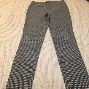 Adrianna Papell 6 Black and White Patterned Pants